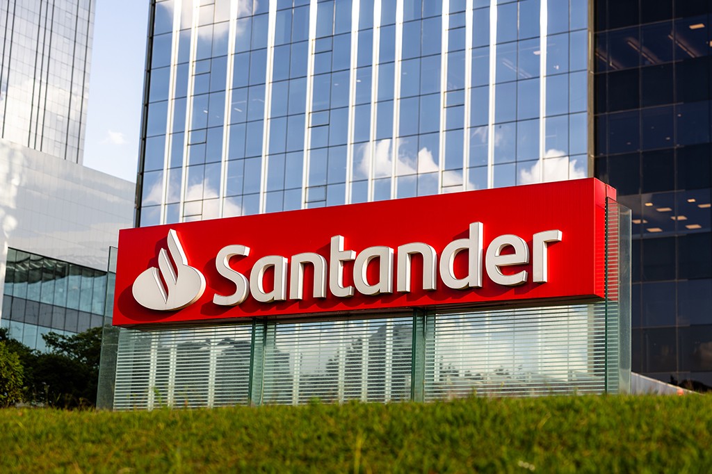 Santander e DIO oferecem 15 mil vagas gratuitas para curso prático em cibersegurança com Linux 